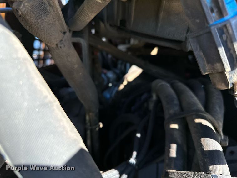 image for item DL7888 2019 LeeBoy 8510E paver