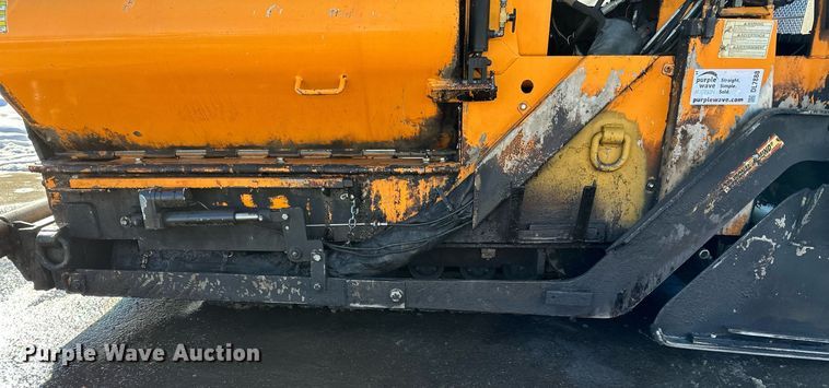 image for item DL7888 2019 LeeBoy 8510E paver