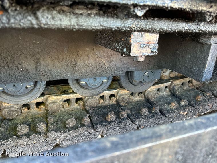 image for item DL7888 2019 LeeBoy 8510E paver