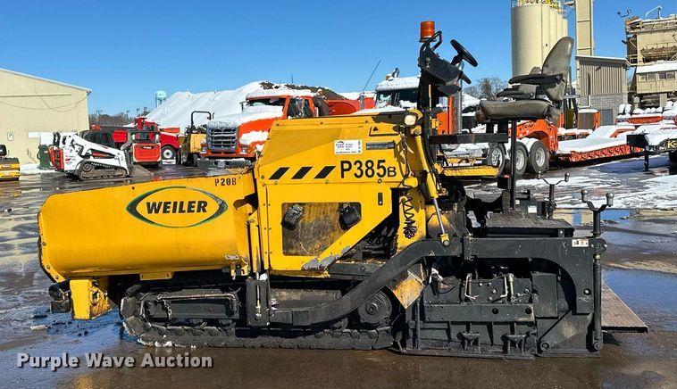 image for item DL7889 2020 Weiler P385B paver