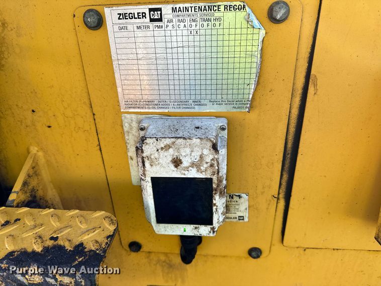 image for item DL7889 2020 Weiler P385B paver