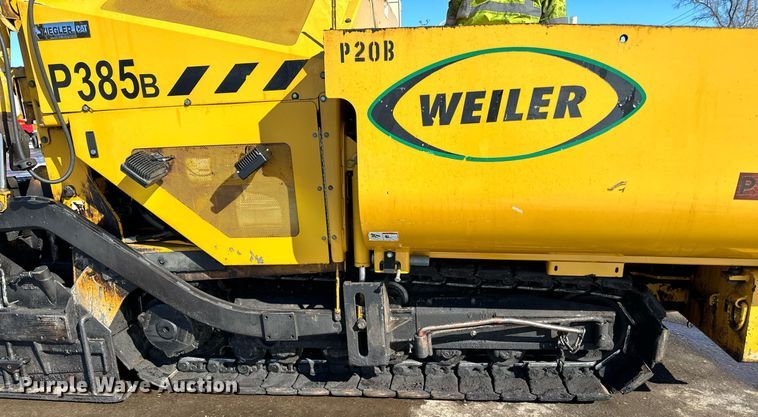 image for item DL7889 2020 Weiler P385B paver