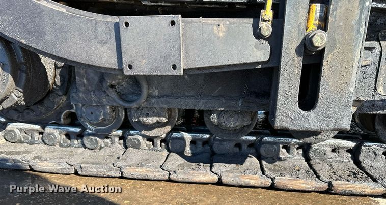 image for item DL7889 2020 Weiler P385B paver