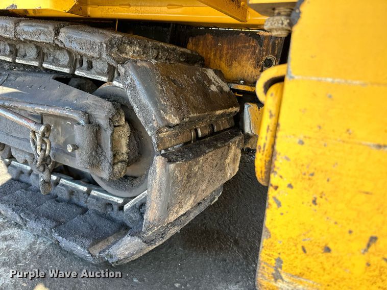 image for item DL7889 2020 Weiler P385B paver