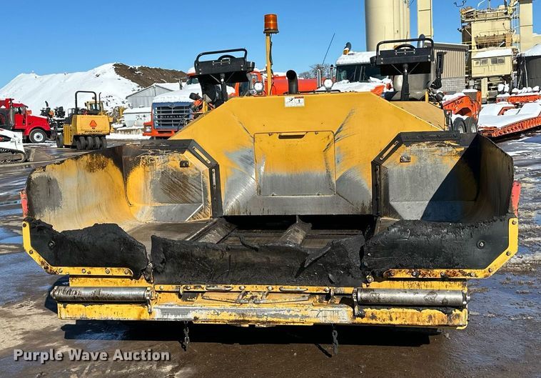 image for item DL7890 2023 Weiler P385B paver