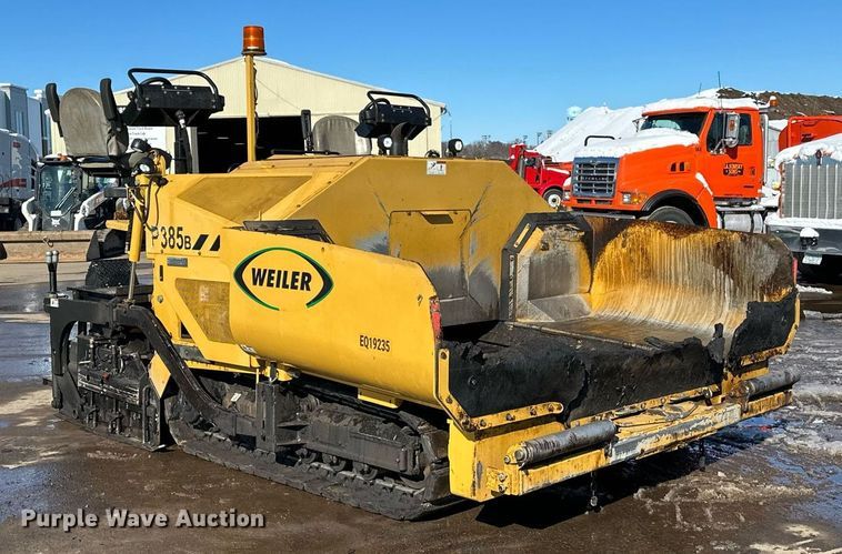 image for item DL7890 2023 Weiler P385B paver