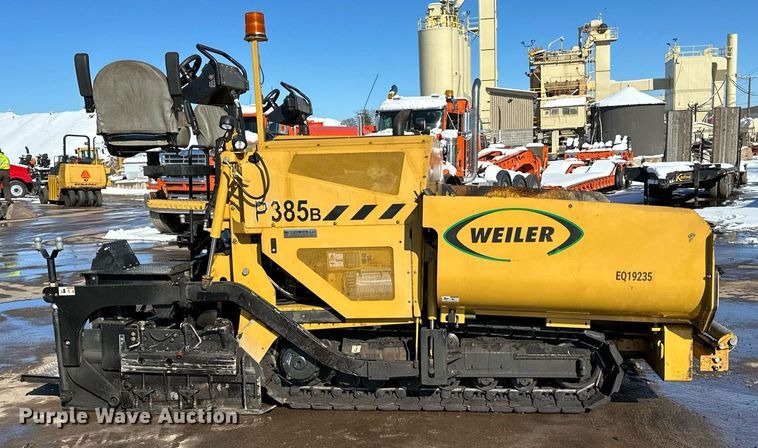 image for item DL7890 2023 Weiler P385B paver