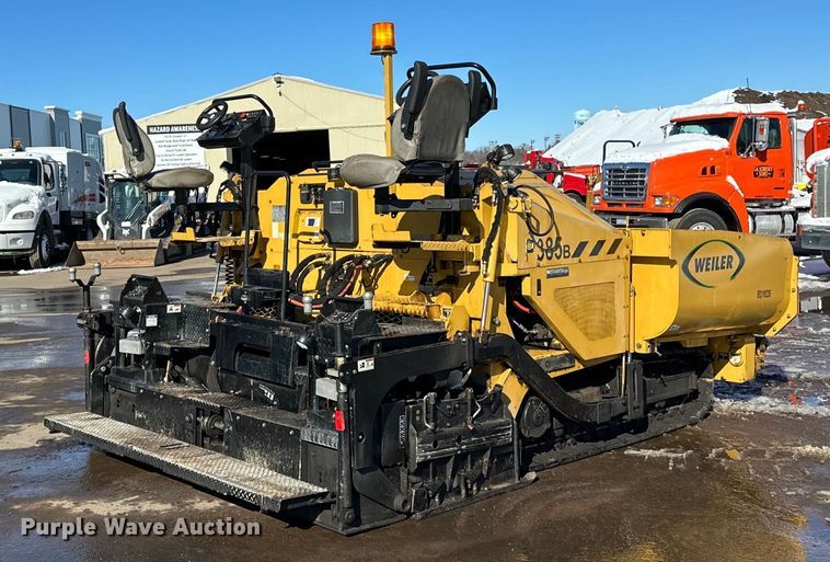 image for item DL7890 2023 Weiler P385B paver