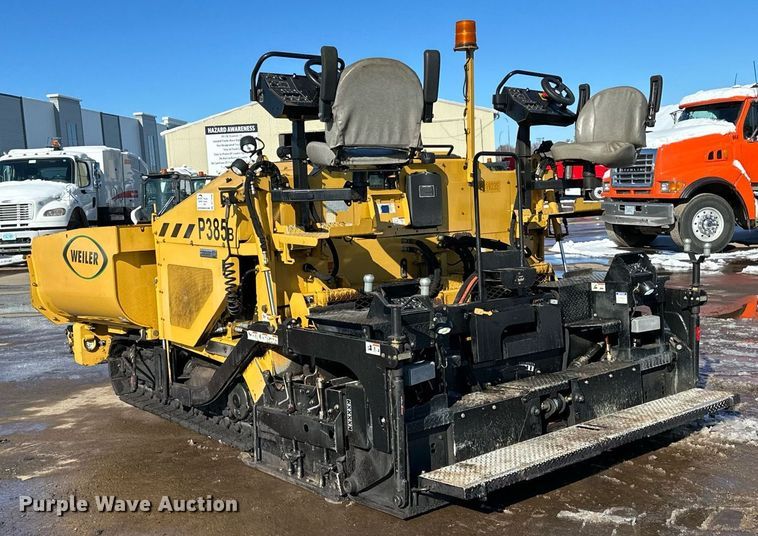image for item DL7890 2023 Weiler P385B paver
