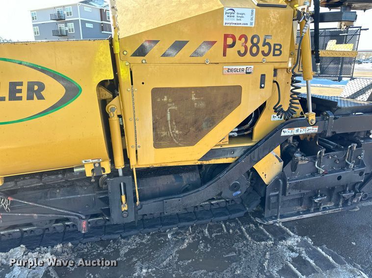 image for item DL7890 2023 Weiler P385B paver