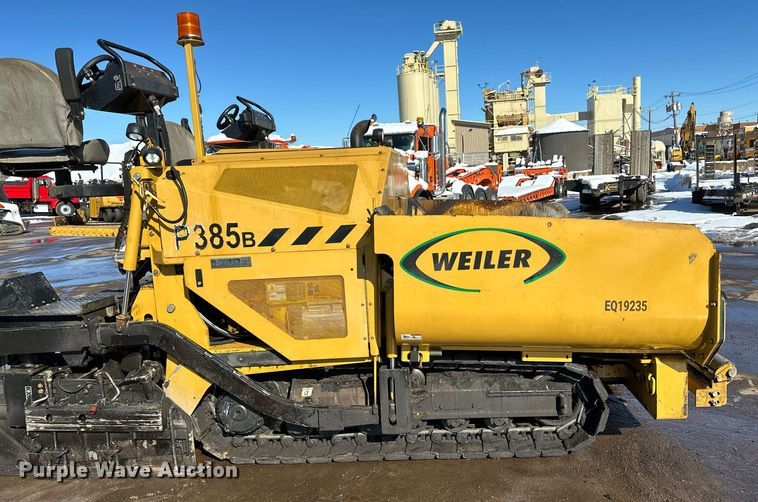 image for item DL7890 2023 Weiler P385B paver