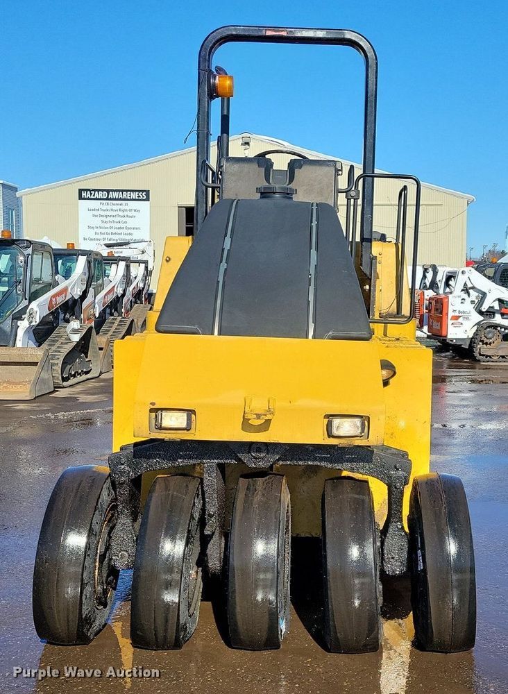 image for item DL7891 2003 Dynapac CP 132 pneumatic roller