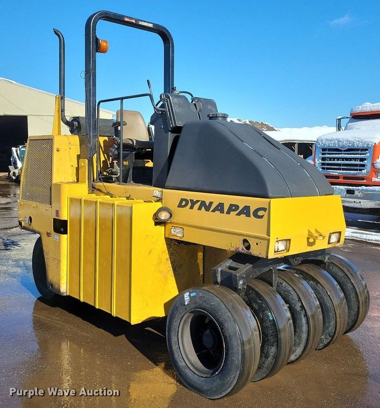 image for item DL7891 2003 Dynapac CP 132 pneumatic roller