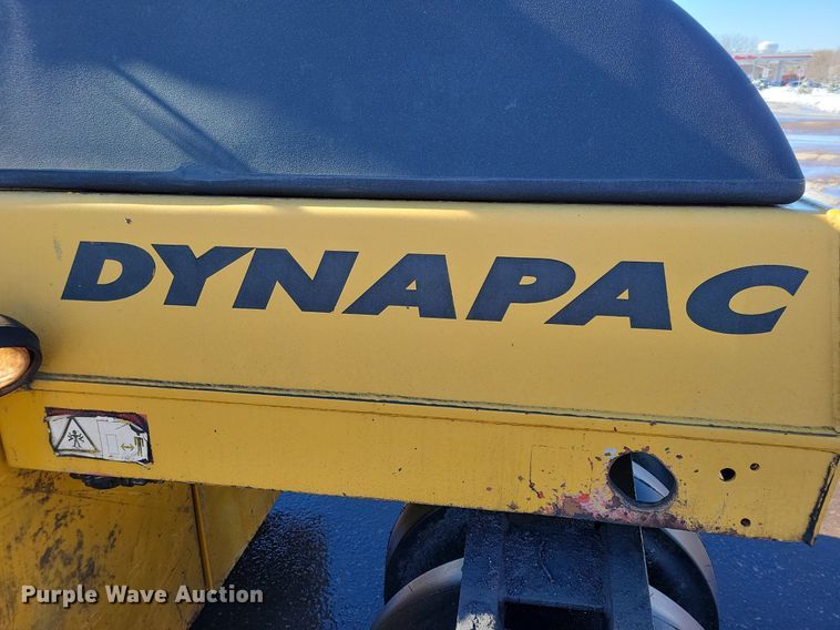 image for item DL7891 2003 Dynapac CP 132 pneumatic roller