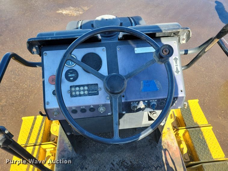 image for item DL7891 2003 Dynapac CP 132 pneumatic roller