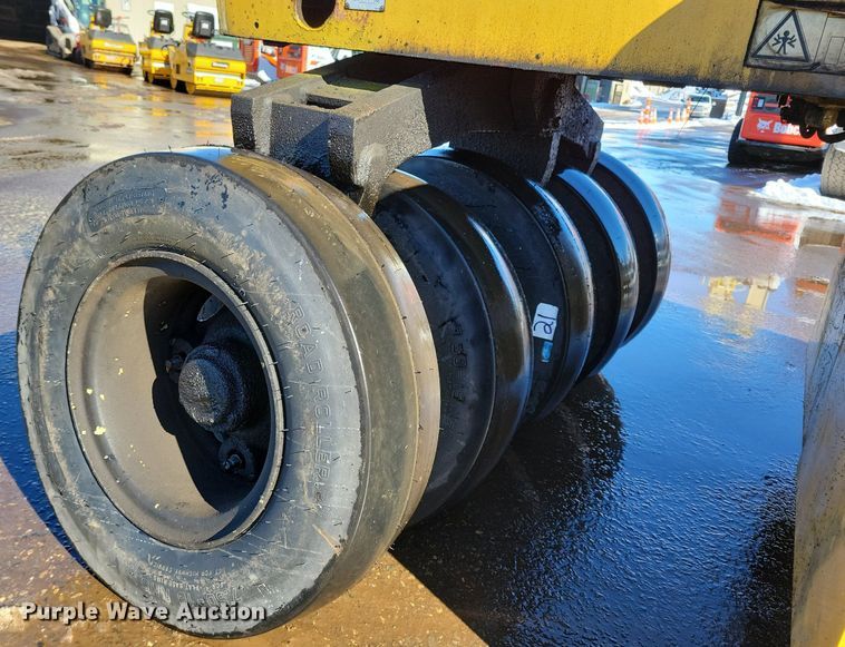 image for item DL7891 2003 Dynapac CP 132 pneumatic roller