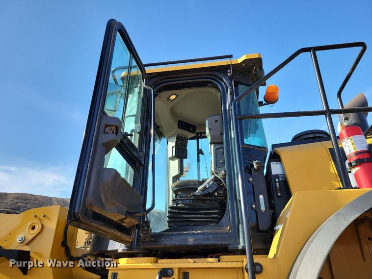 image for item DL7897 2018 Caterpillar 982M wheel loader