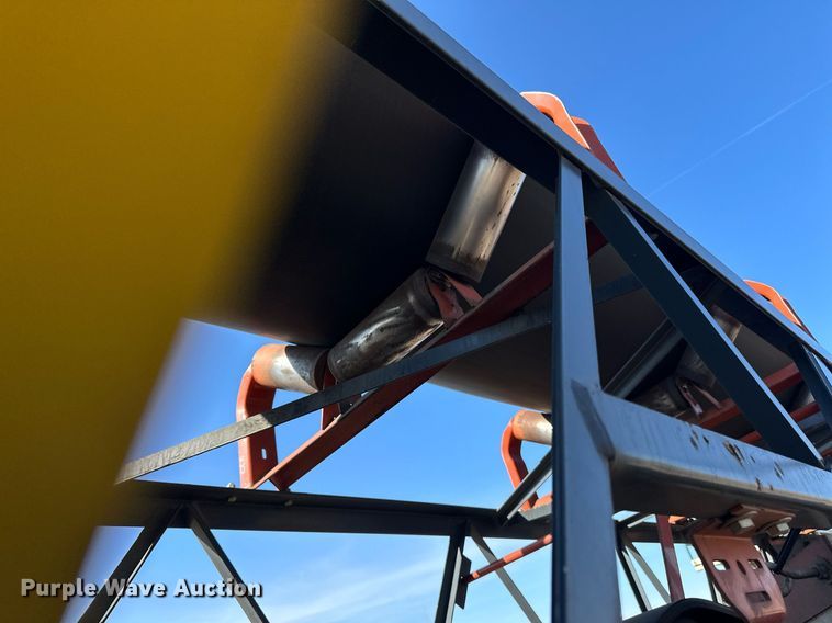 image for item DL7899 2020 Superior 36X100PC radial stacking conveyor