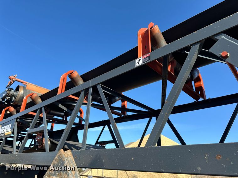 image for item DL7899 2020 Superior 36X100PC radial stacking conveyor