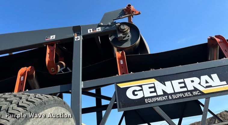 image for item DL7899 2020 Superior 36X100PC radial stacking conveyor