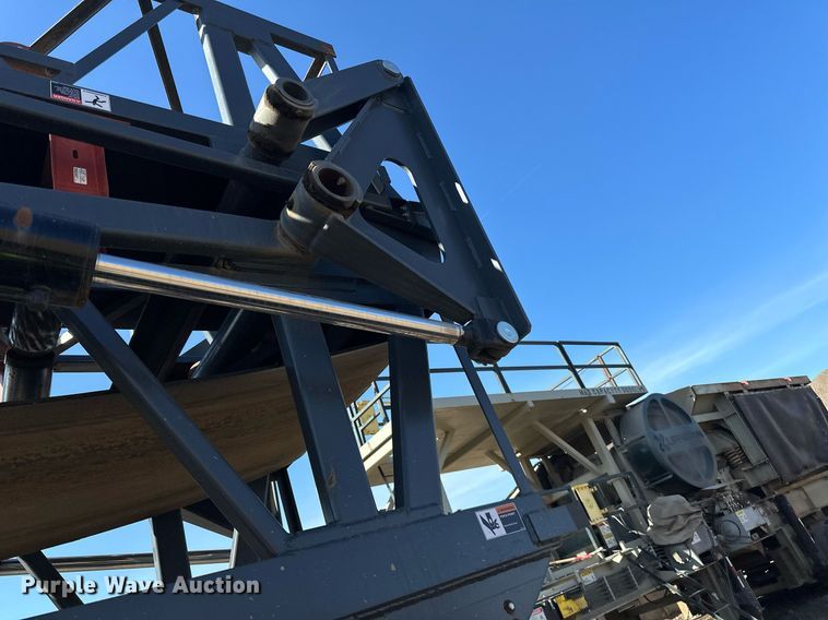 image for item DL7899 2020 Superior 36X100PC radial stacking conveyor