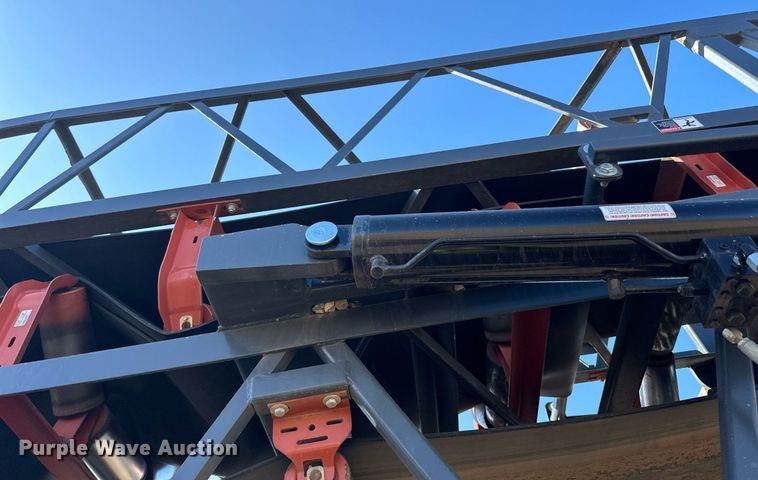 image for item DL7899 2020 Superior 36X100PC radial stacking conveyor