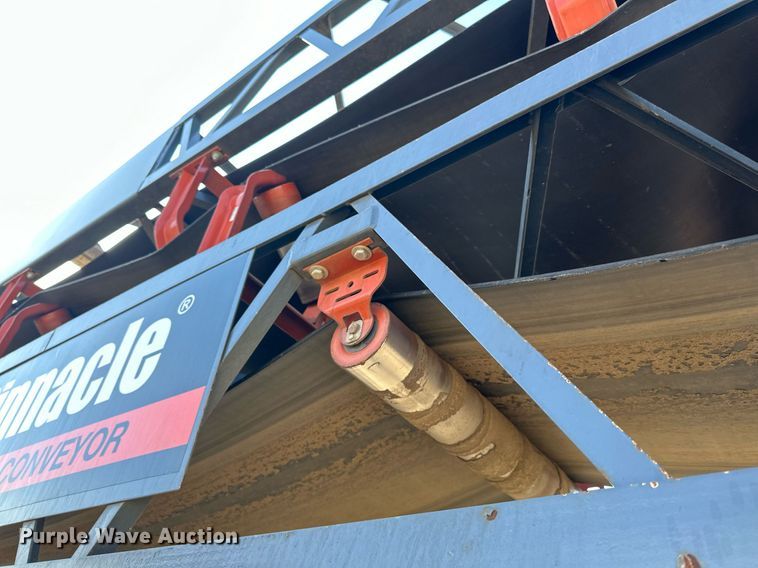 image for item DL7899 2020 Superior 36X100PC radial stacking conveyor