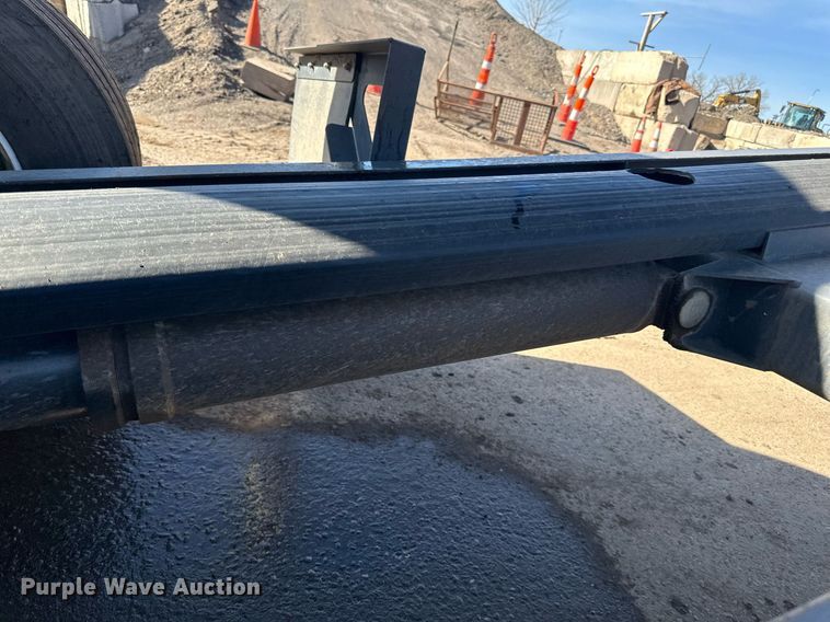 image for item DL7899 2020 Superior 36X100PC radial stacking conveyor