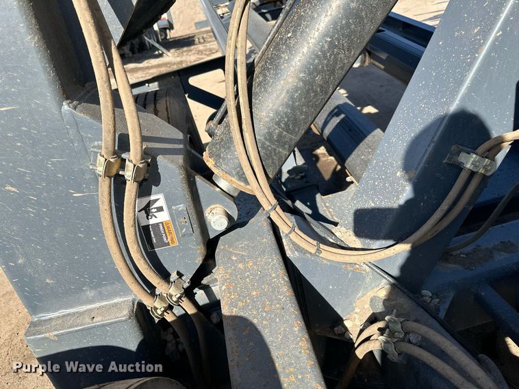 image for item DL7899 2020 Superior 36X100PC radial stacking conveyor