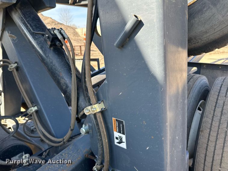 image for item DL7899 2020 Superior 36X100PC radial stacking conveyor