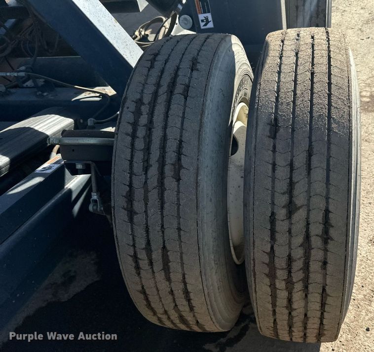 image for item DL7899 2020 Superior 36X100PC radial stacking conveyor