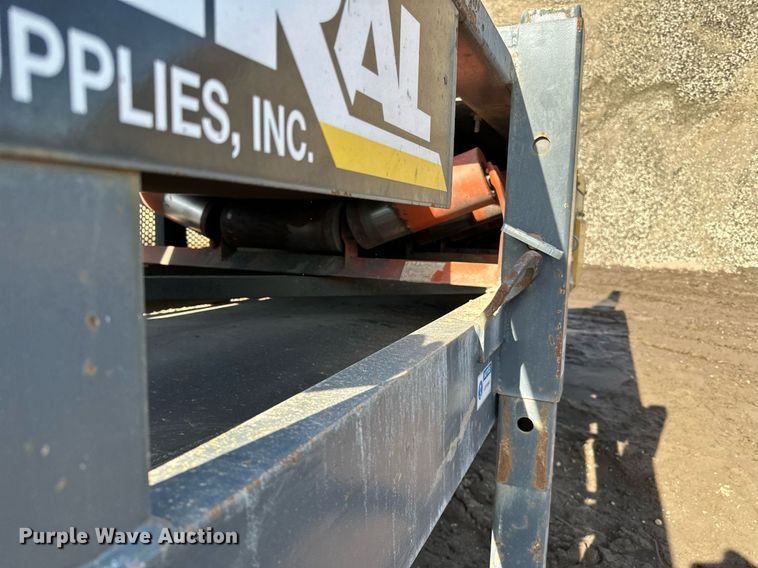 image for item DL7901 2020 Superior 36X30CFC conveyor