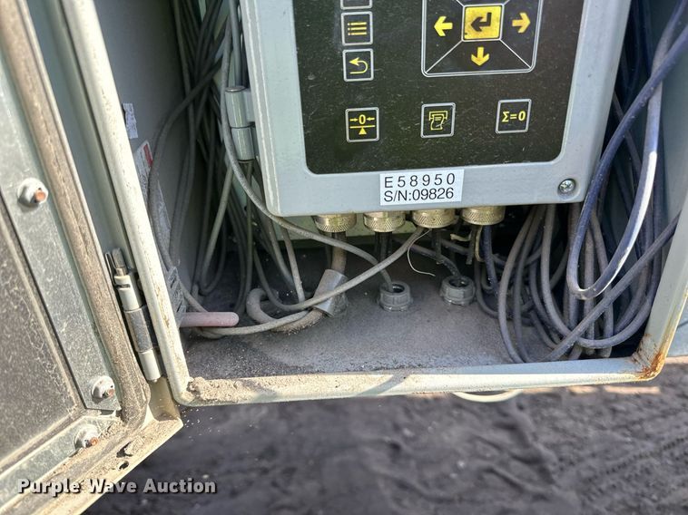 image for item DL7901 2020 Superior 36X30CFC conveyor