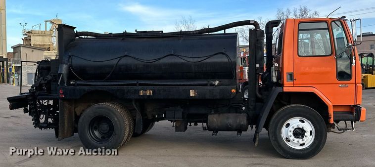 image for item DL7902 1995 Ford CF8000 oil distributor truck