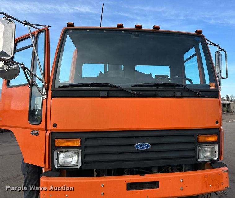 image for item DL7902 1995 Ford CF8000 oil distributor truck