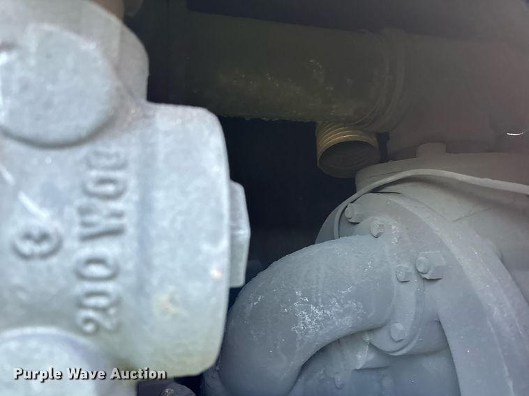 image for item DL7902 1995 Ford CF8000 oil distributor truck