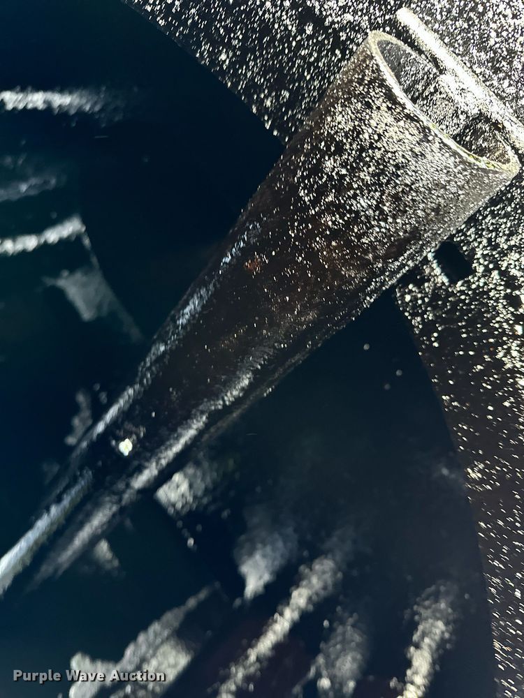 image for item DL7902 1995 Ford CF8000 oil distributor truck