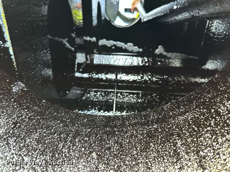 image for item DL7902 1995 Ford CF8000 oil distributor truck