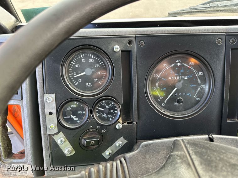 image for item DL7902 1995 Ford CF8000 oil distributor truck