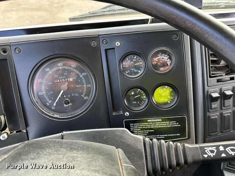 image for item DL7902 1995 Ford CF8000 oil distributor truck