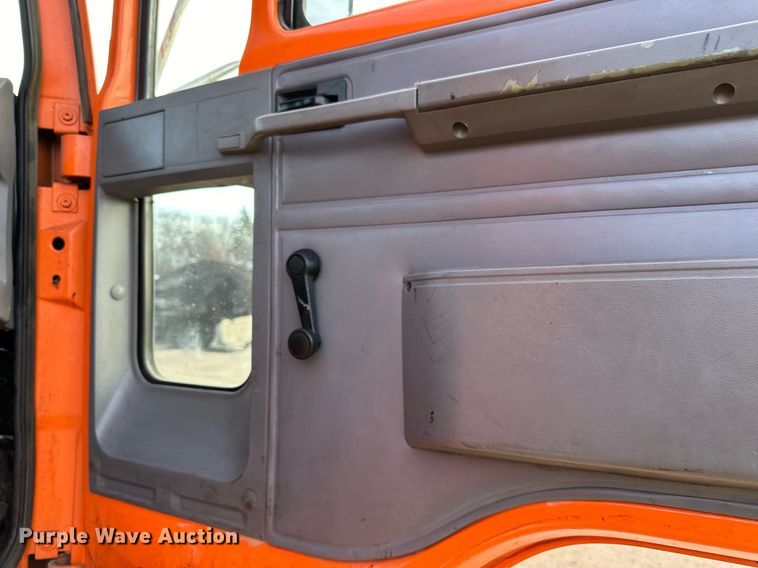 image for item DL7902 1995 Ford CF8000 oil distributor truck