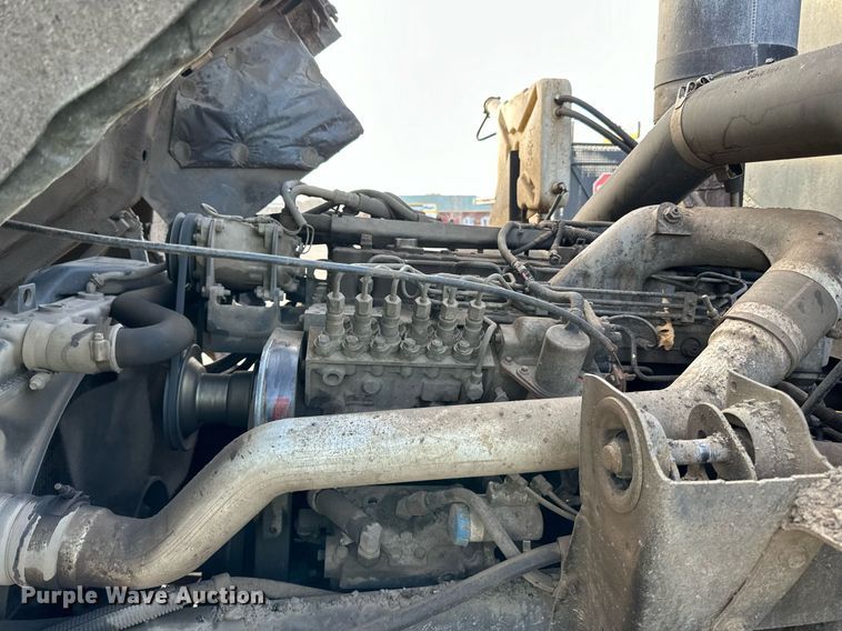 image for item DL7902 1995 Ford CF8000 oil distributor truck