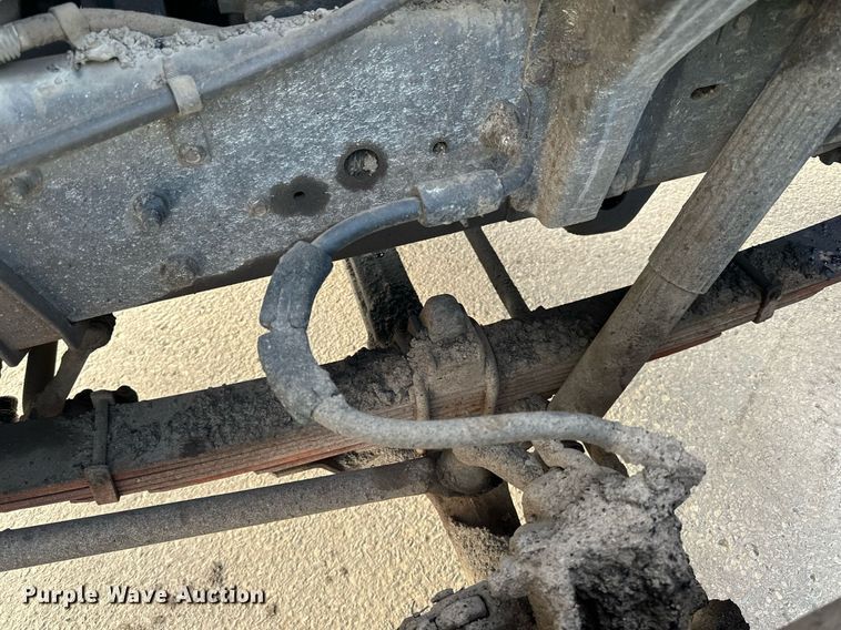 image for item DL7902 1995 Ford CF8000 oil distributor truck