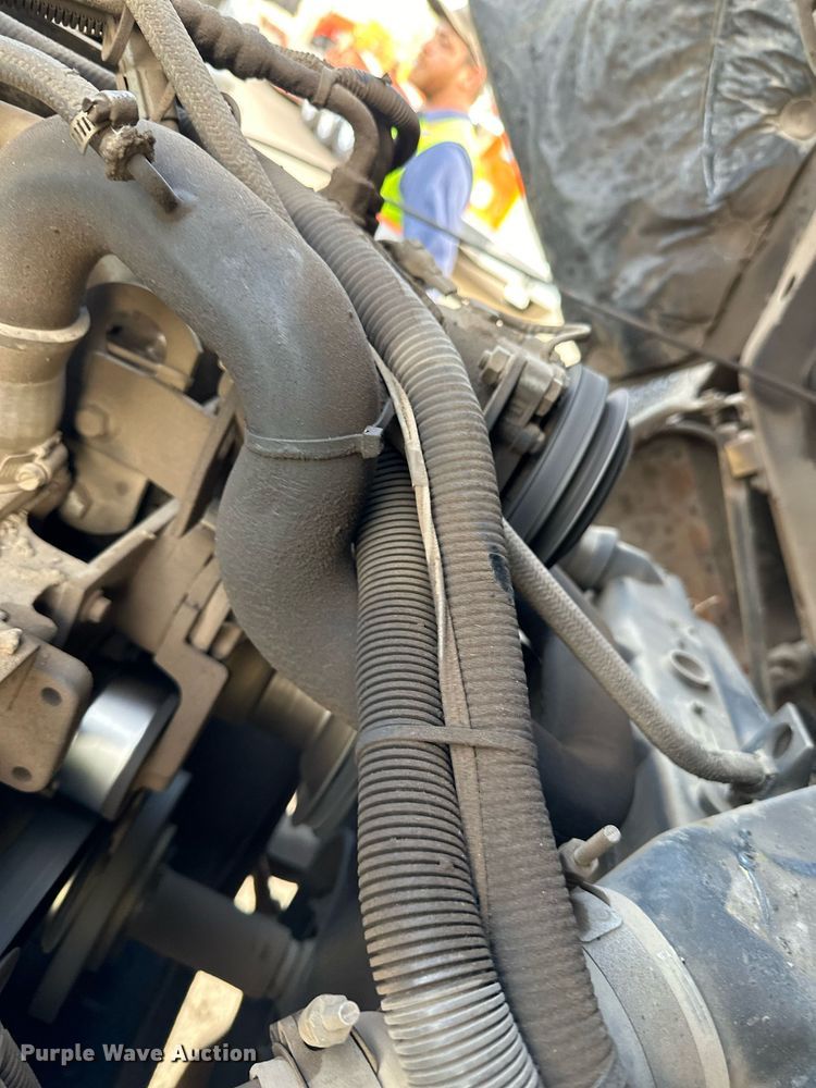 image for item DL7902 1995 Ford CF8000 oil distributor truck