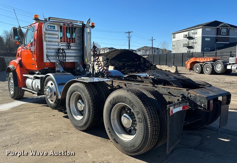 image for item DL7906 2004 Sterling LT9500 semi truck