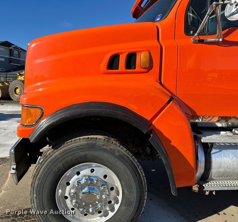 image for item DL7906 2004 Sterling LT9500 semi truck