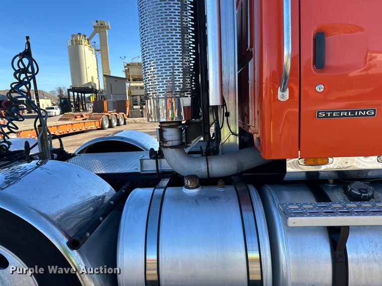image for item DL7906 2004 Sterling LT9500 semi truck
