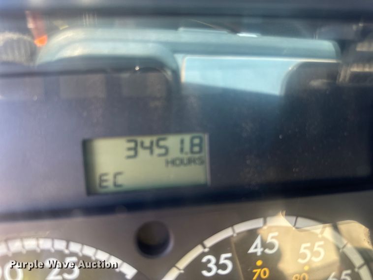 image for item DL7906 2004 Sterling LT9500 semi truck