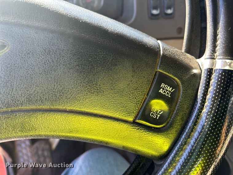 image for item DL7906 2004 Sterling LT9500 semi truck