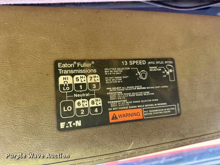 image for item DL7906 2004 Sterling LT9500 semi truck